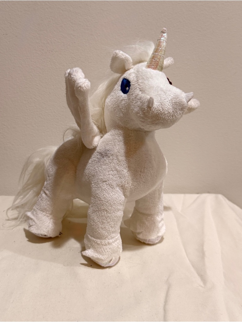 Neopets | Deluxe White Uni Plushie — Vintage 2005